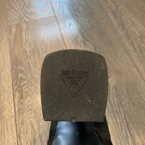 John Fluevog Black Suede Munster Platform Heels Sz 8 - Picture 12 of 13